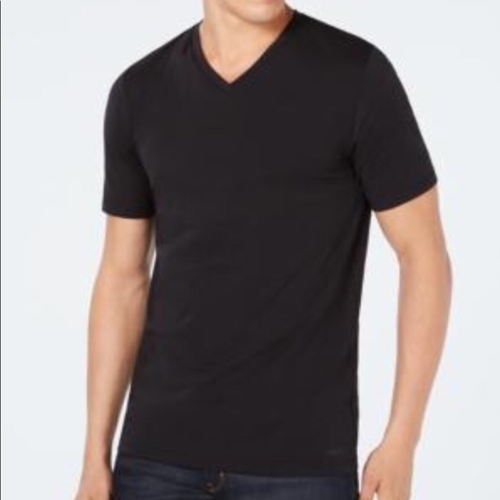 🔥BOSS HUGO tee shirt 🔥(100% authentic)